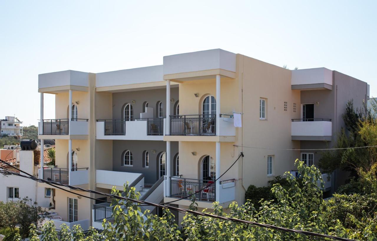 Agia Marina Manias Hotel Apartments מראה חיצוני תמונה
